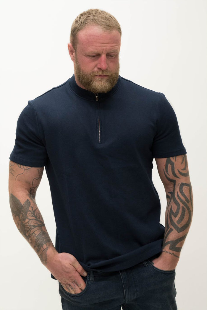 Casual Friday Theis Pique Zipper T-Shirt in Navy