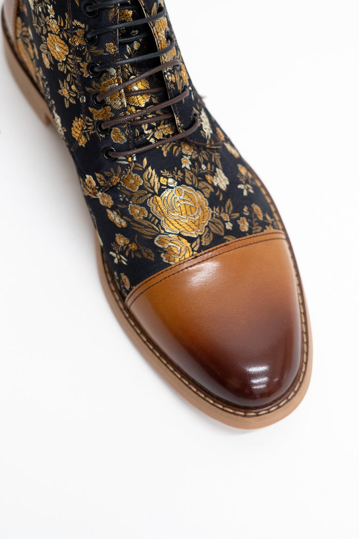 Justin Reess Adam Floral Boots In Brown