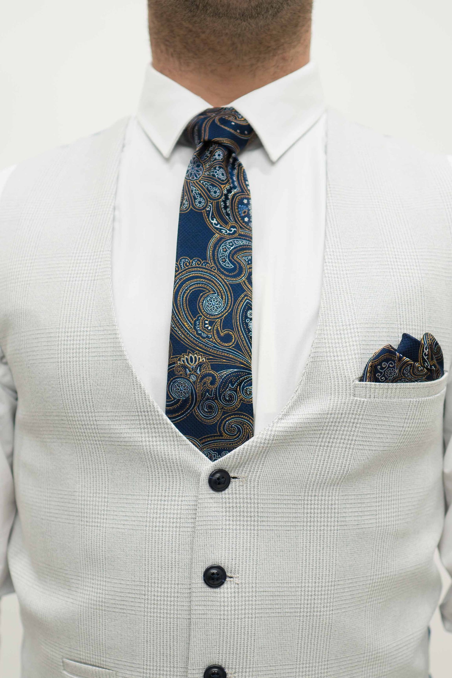 Knightsbridge Neckwear Navy & Gold Silk Paisley Tie