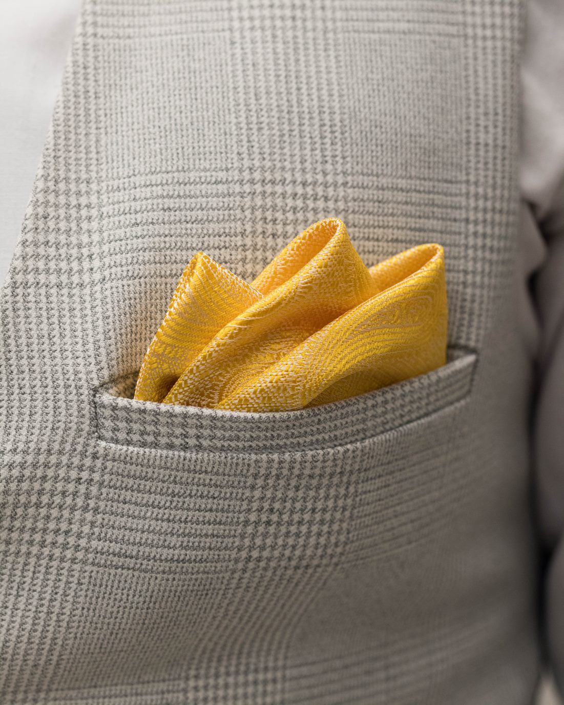 Knightsbridge Neckwear Yellow Paisley Pocket Square