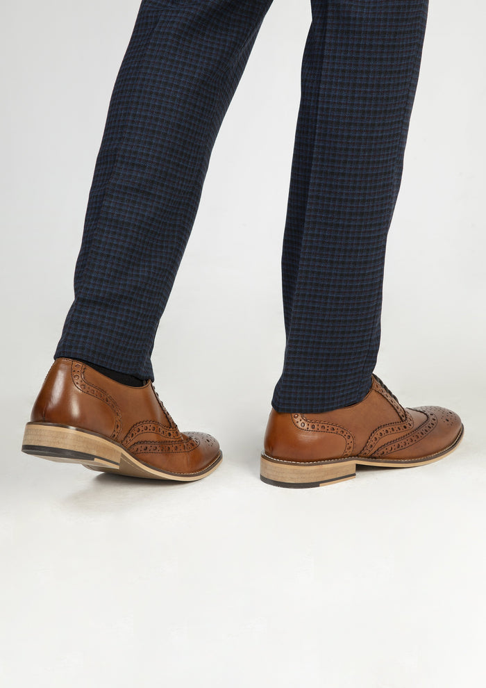 Roamers Tan Brogues