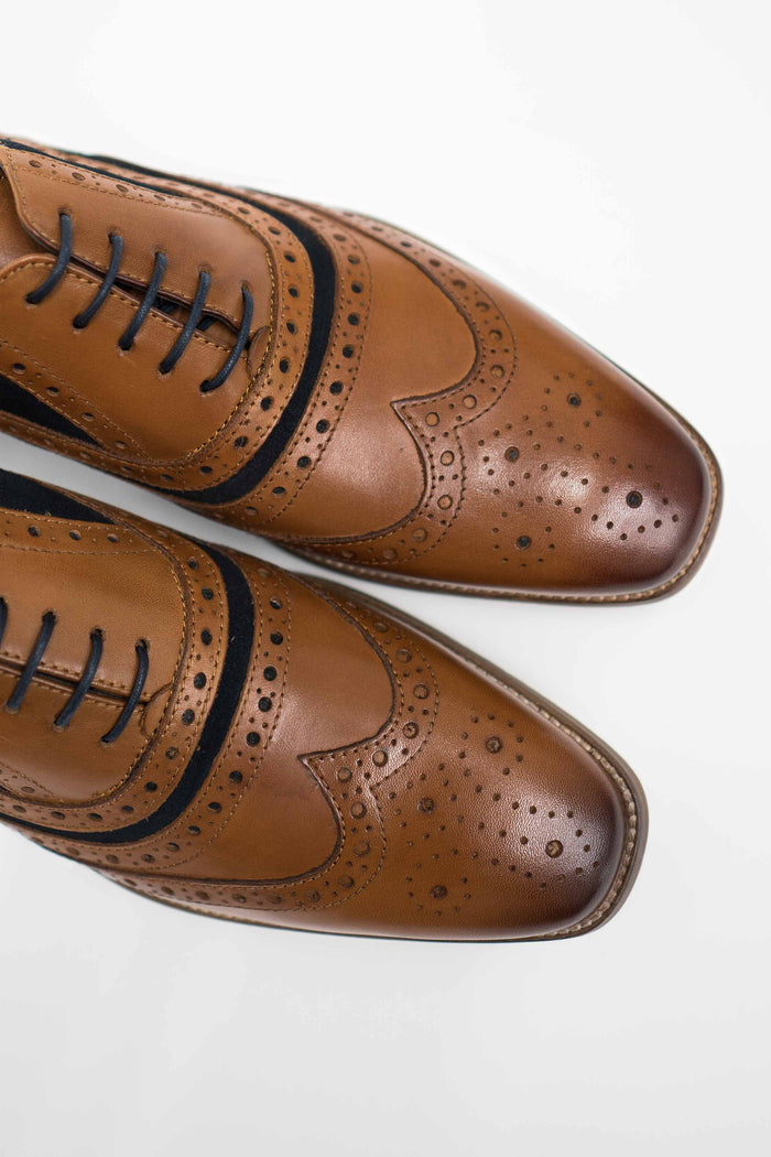 Roamers Tan & Navy Suede Brogues