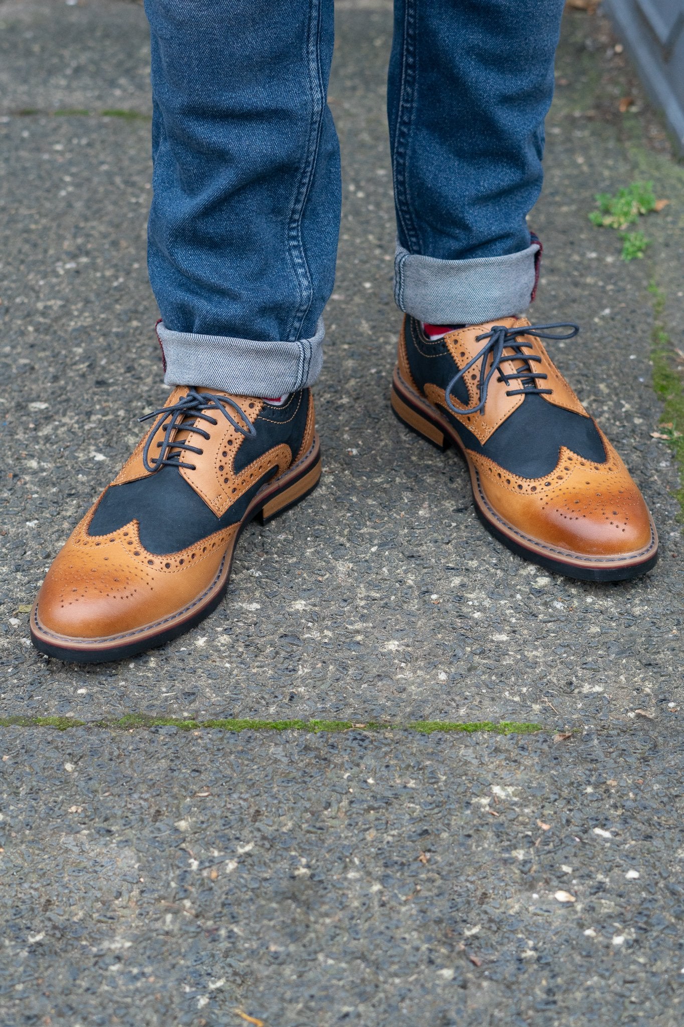 Roamers Tan & Navy Suede Chunky Brogues