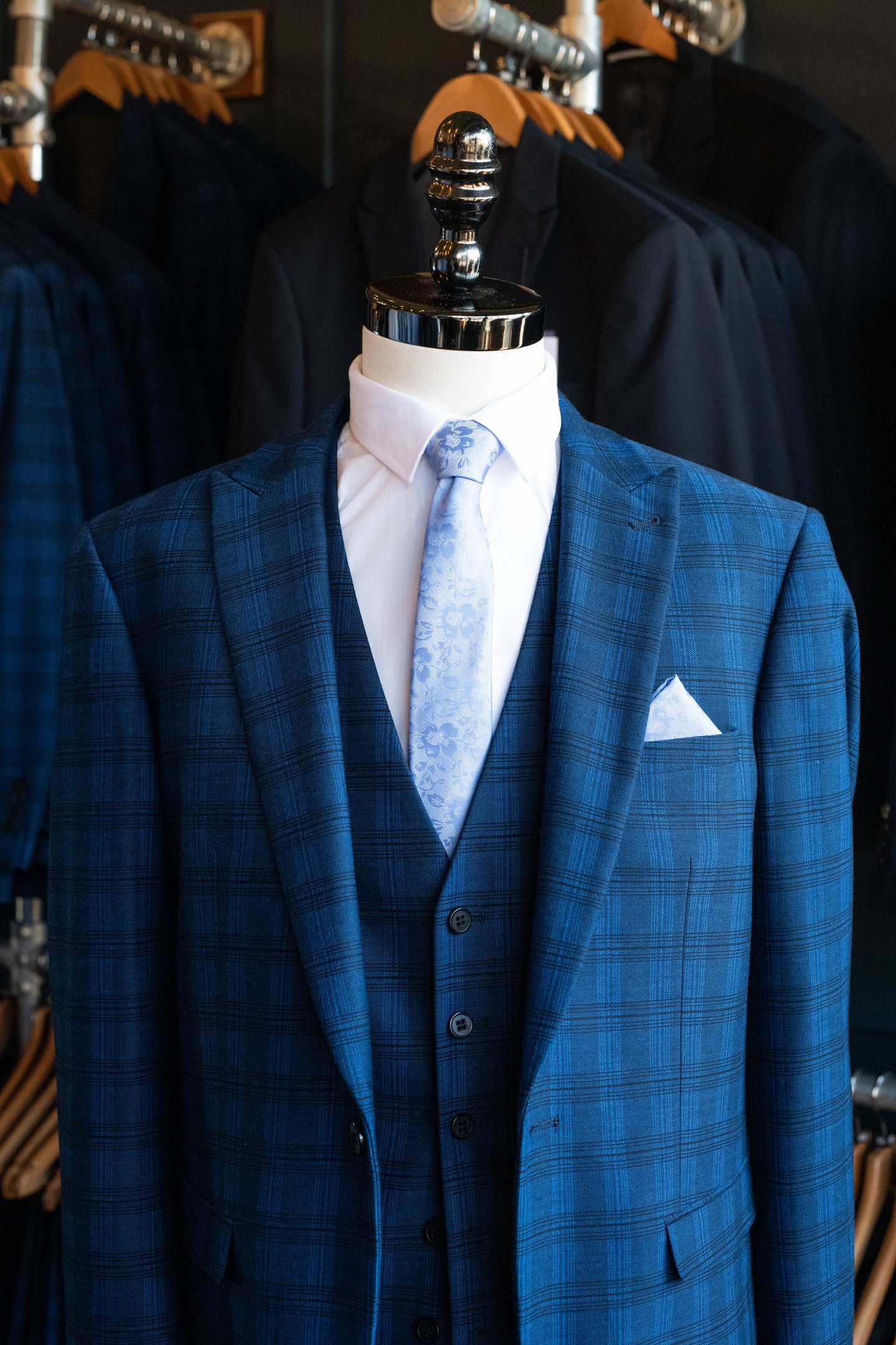 Skopes Metallic Baby Blue Tie & Pocket Square Set